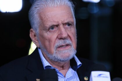 apuracao-da-pf-acusa-jaques-wagner-de-receber-vantagens;-senador-nega