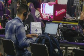 jovens-ocupados-sao-a-maioria,-mas-6,2-milhoes-seguem-como-“nem-nem”