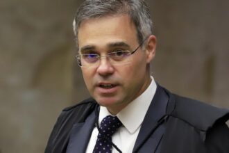 mendonca-vai-comandar-apuracao-sobre-dinheiro-de-vorcaro-em-dark-horse