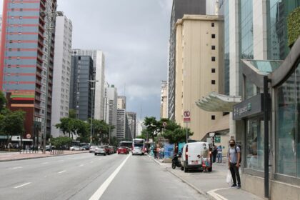 fgv:-gasolina,-etanol-e-cafe-recuam-e-ajudam-igp-m-cair-0,5%-em-junho