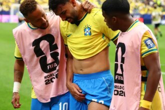lucas-paqueta-tem-lesao-na-coxa-confirmada,-sem-previsao-de-retorno