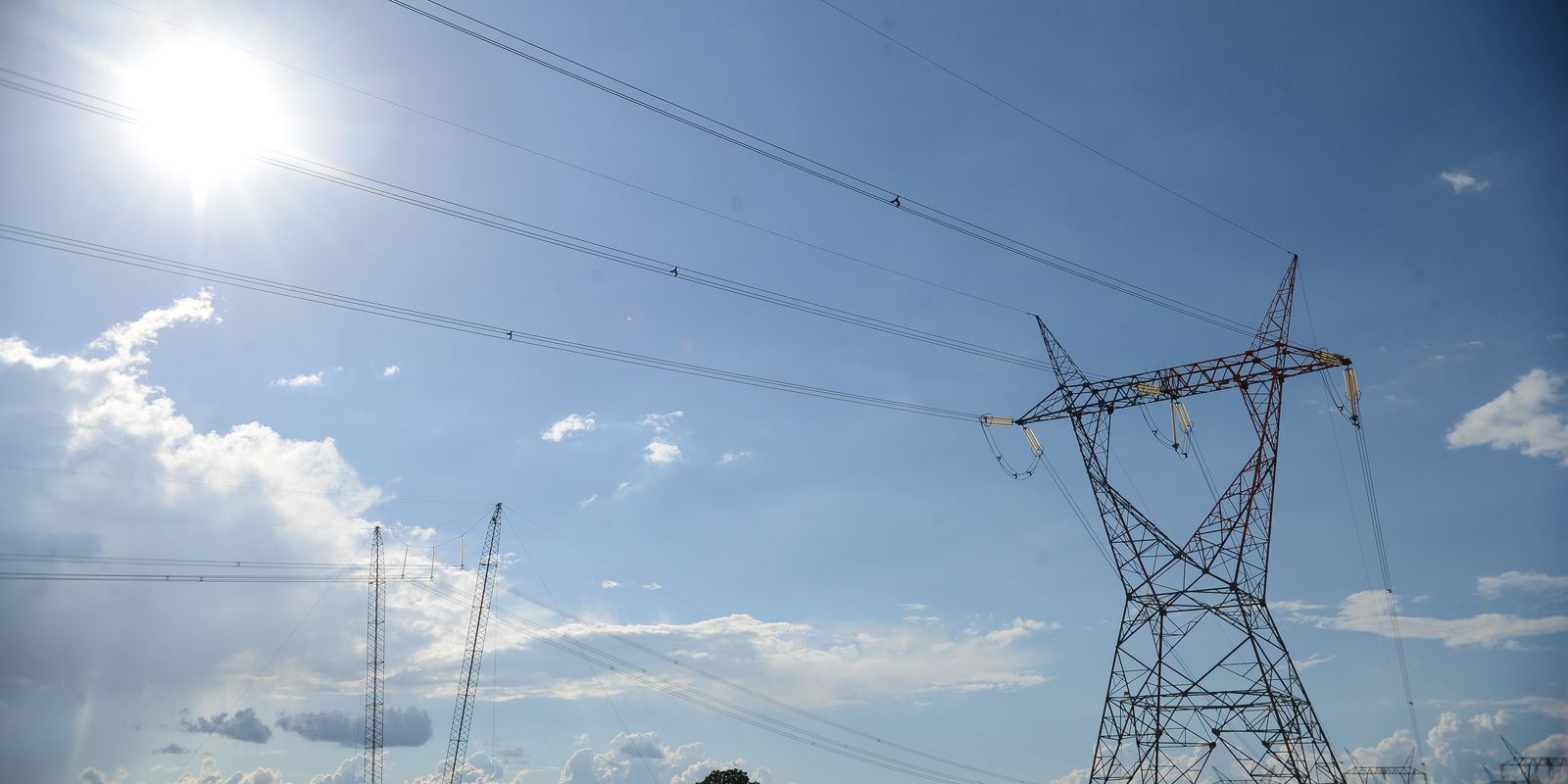 aneel-sorteia-mais-quatro-lotes-de-transmissao-de-energia