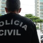 onibus-sao-usados-como-barricadas-em-duas-das-principais-vias-do-rio