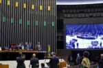 dino-intima-partidos-a-explicar-controle-de-emendas-parlamentares