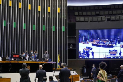 dino-intima-partidos-a-explicar-controle-de-emendas-parlamentares