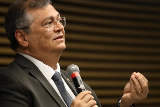 dino-envia-a-pf-explicacoes-de-partidos-sobre-gestao-de-emendas
