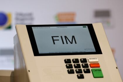 eleitor-tem-ate-esta-quinta-feira-(20)-para-solicitar-voto-em-transito