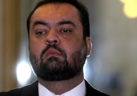 pf-afirma-que-castro-recebeu-adega,-mansao-e-caviar-para-ajudar-refit