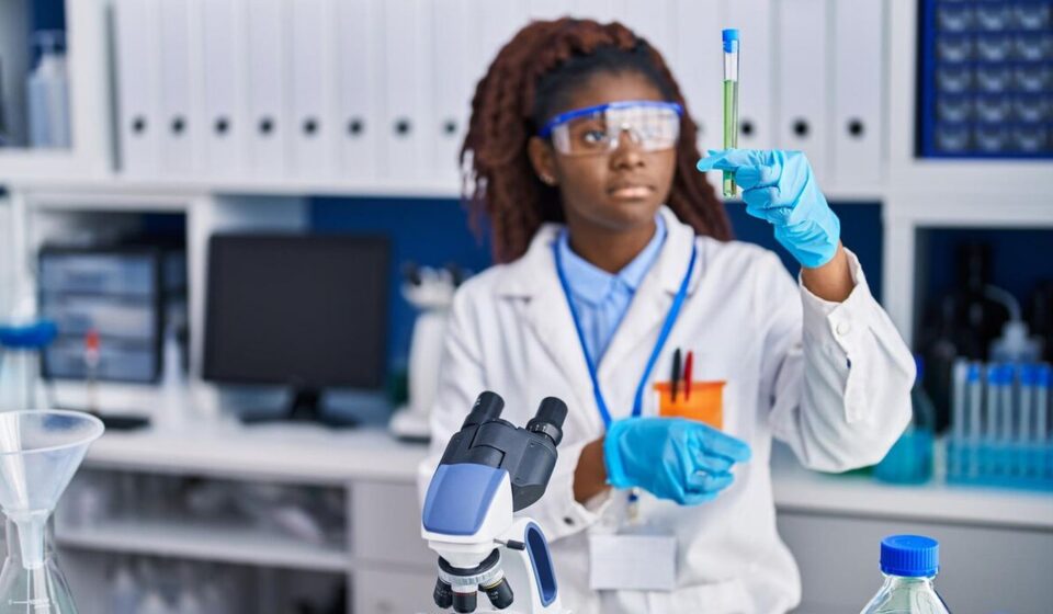 premio-mulheres-e-ciencia-tem-inscricoes-abertas-ate-quinta-feira