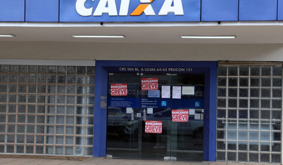caixa-entra-em-greve-nacional;-bb-tem-paralisacao-parcial