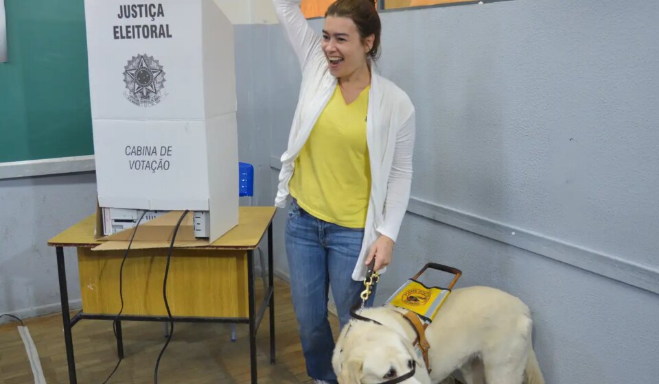 eleitores-com-deficiencia-tem-ate-hoje-para-pedir-transporte-gratis
