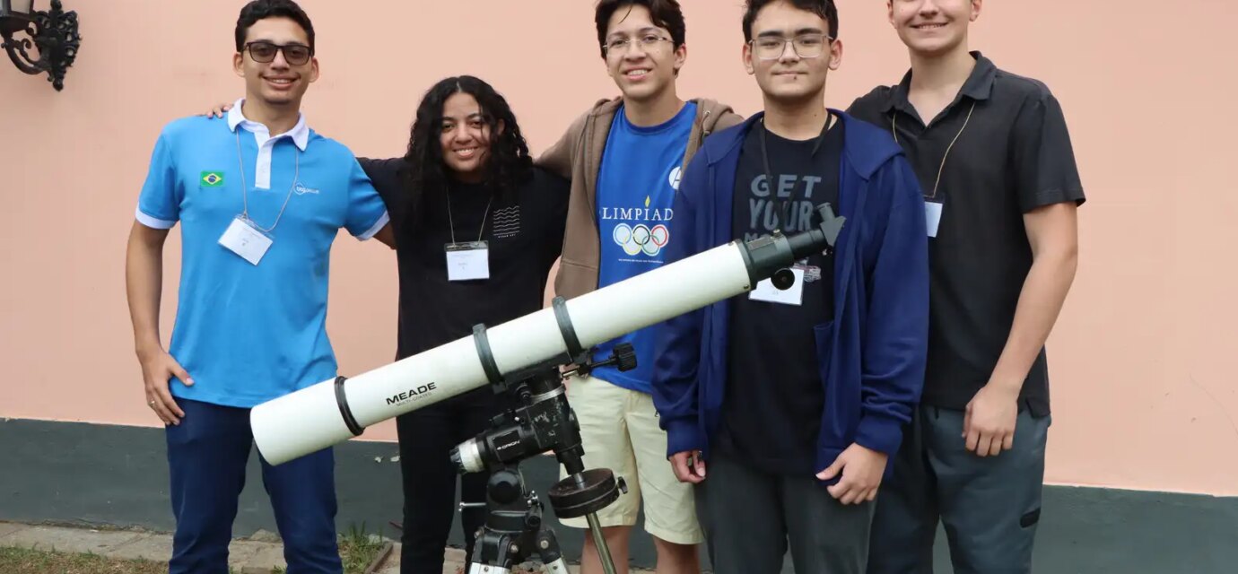 olimpiada-de-astronomia-no-vietna-tem-cinco-estudantes-brasileiros