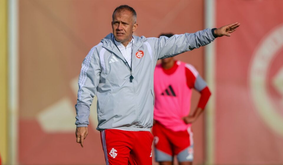 internacional-contrata-tecnico-eduardo-baptista-ate-o-fim-da-temporada