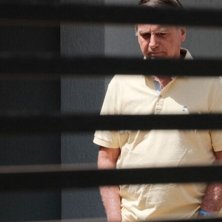 stf:-defesa-de-bolsonaro-pede-suspensao-do-cumprimento-da-pena