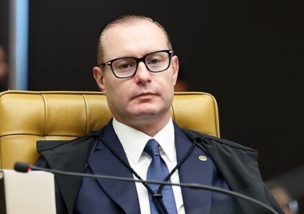 zanin-pede-manifestacao-da-anatel-sobre-acesso-a-internet-nas-eleicoes