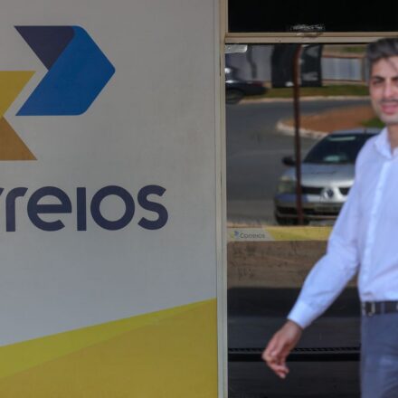 tst-diz-que-greve-dos-correios-nao-e-abusiva