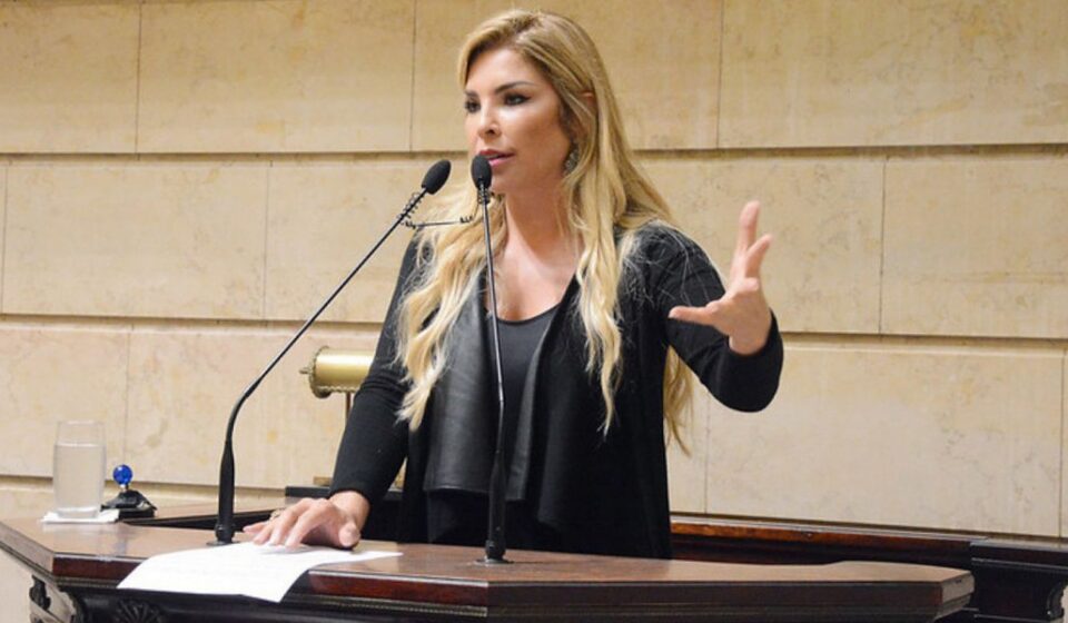 policia-prende-ex-vereadora-veronica-costa,-condenada-por-tortura