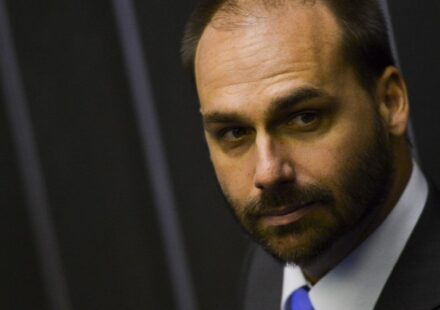 stf-condena-eduardo-bolsonaro-por-difamar-deputada-tabata-amaral