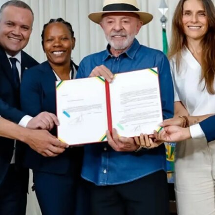 lula-sanciona-lei-de-incentivo-ao-desenvolvimento-do-futebol-feminino