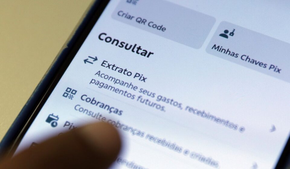 numero-de-transacoes-com-pix-caem-10%-apos-proibicao-de-bets