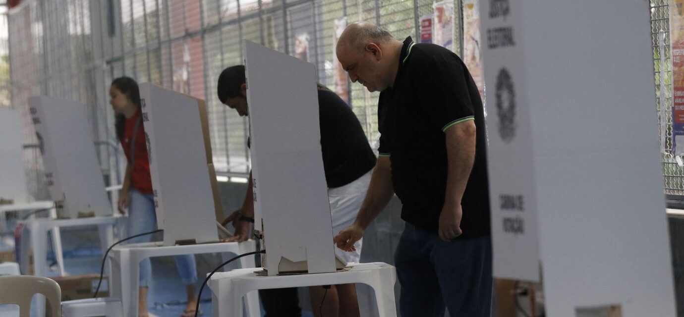 eleicoes-2026:-saiba-o-que-pode-e-o-que-nao-pode-no-dia-da-votacao