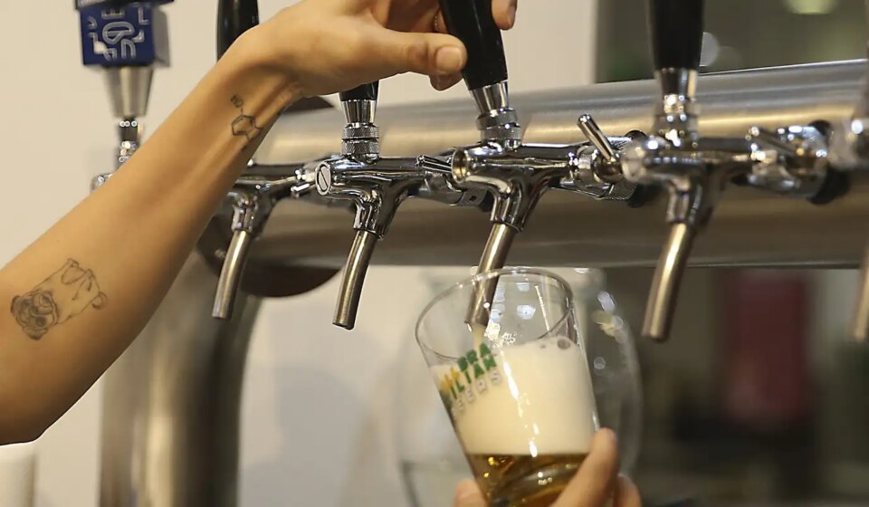 lei-seca:-confira-onde-havera-restricao-a-bebidas-nas-eleicoes-2026
