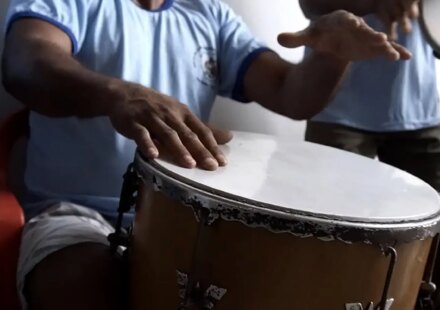 musicoterapia-usa-recursos-sonoros-em-processo-terapeutico