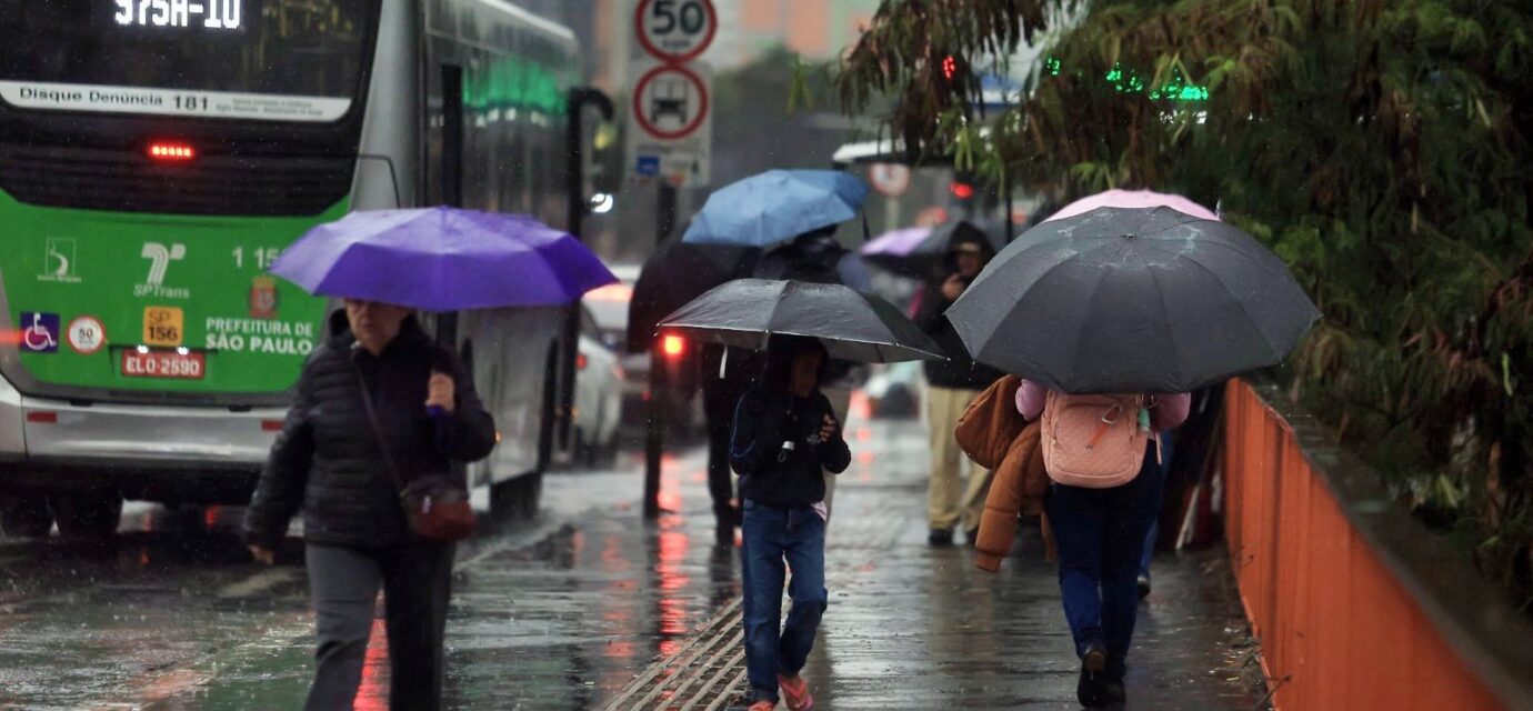 fim-de-semana-de-eleicao-tera-chuvas-fortes-no-estado-de-sao-paulo