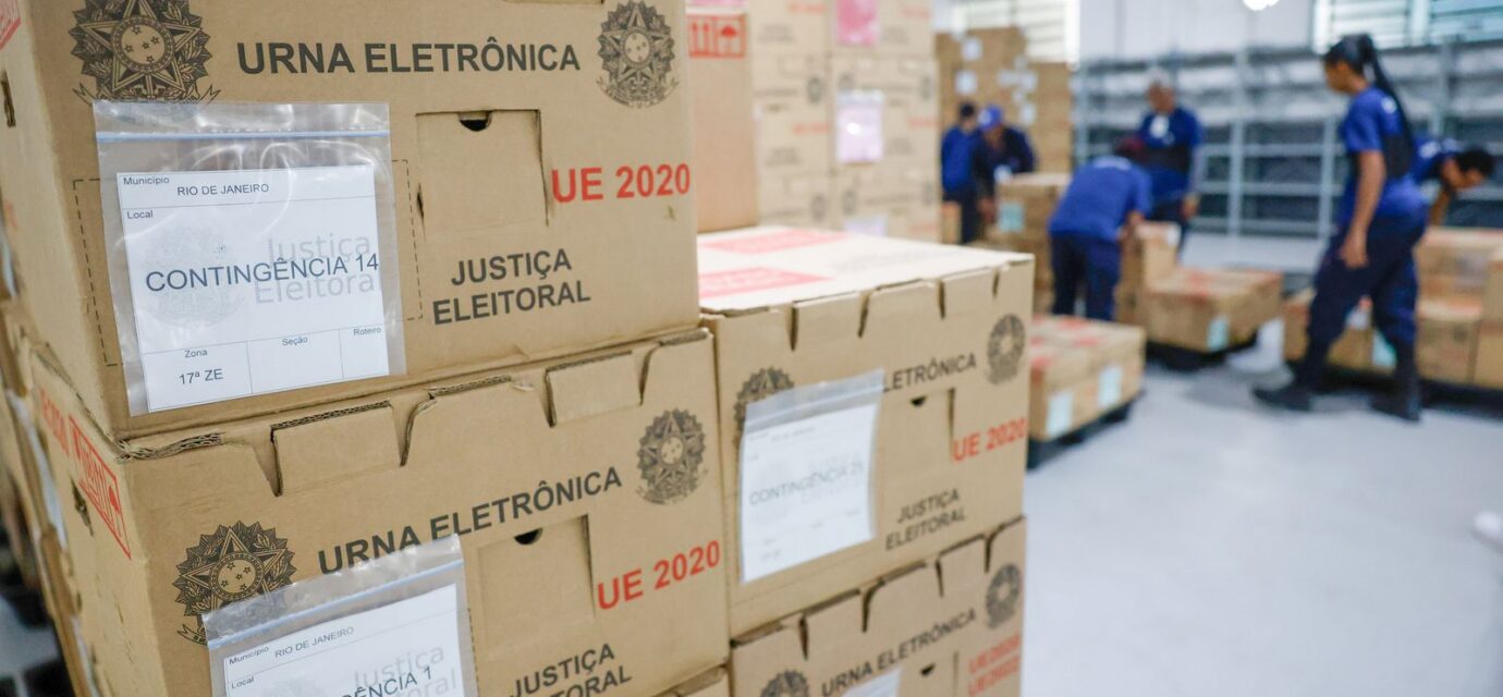 tribunais-distribuem-urnas-e-preparam-sessoes-para-eleicao