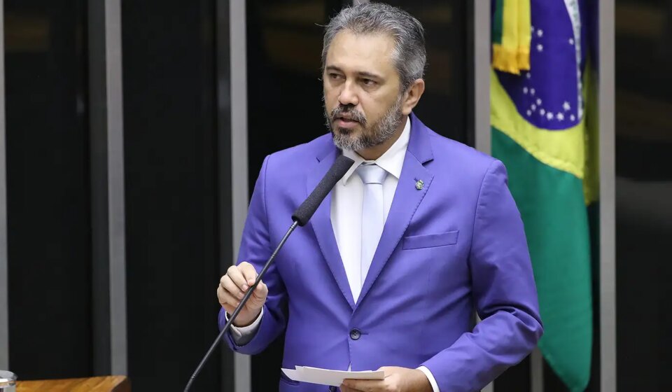 ceara-reelege-elmano-governador-no-primeiro-turno