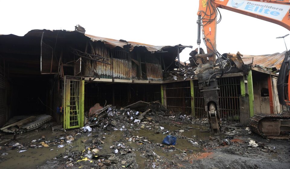 ceagesp-constroi-estrutura-provisoria-para-atingidos-por-incendio
