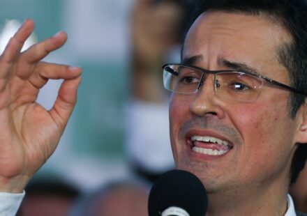 tse-adia-julgamento-sobre-candidatura-de-deltan-dallagnol-ao-senado