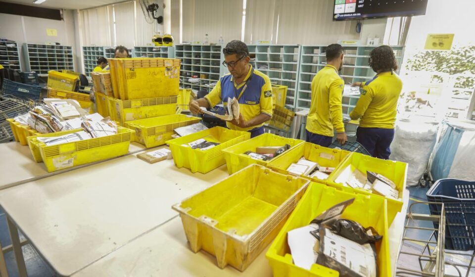 aliexpress-e-correios-firmam-acordo-para-acelerar-entregas-no-brasil