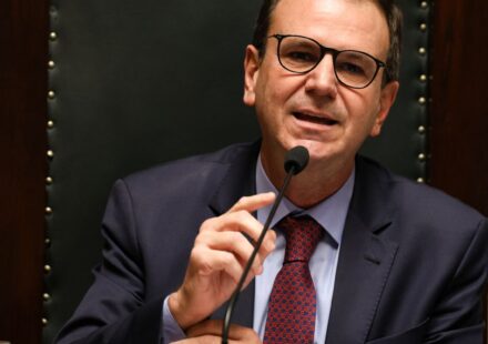 paes-recorre-ao-stf-para-barrar-anulacao-dos-votos-de-garotinho