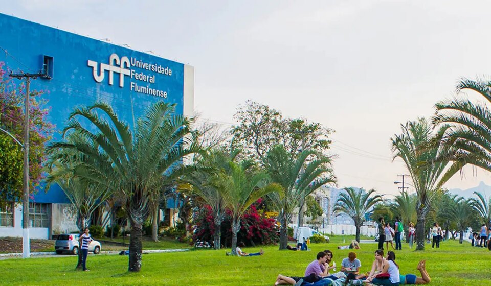 universidade-federal-fluminense-aciona-pf-apos-receber-amecas