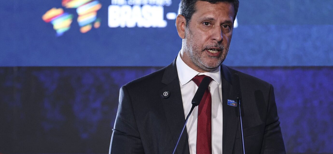 mec-ira-pedir-investigacao-de-ameacas-a-universidades-em-redes-sociais