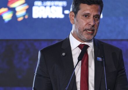 mec-ira-pedir-investigacao-de-ameacas-a-universidades-em-redes-sociais