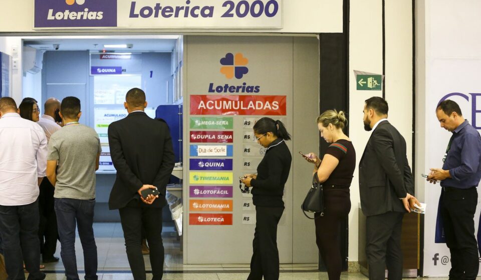 mega-sena-sorteia-premio-acumulado-em-r$-112-milhoes-neste-domingo