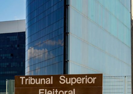 derrubar-canal-com-eleitores-limita-mobilizacao,-dizem-especialistas