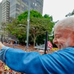 Ato pela reeleição de Lula leva milhares à Avenida Paulista ato-pela-reeleicao-de-lula-leva-milhares-a-avenida-paulista