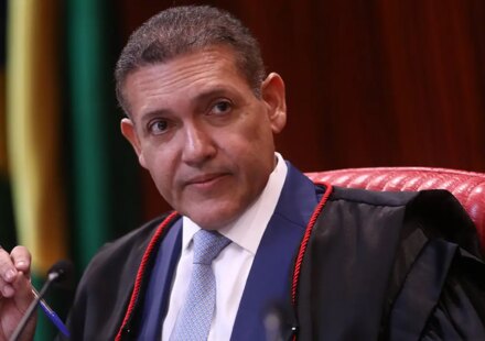 kassio-atende-flavio-e-suspende-propaganda-do-pt-que-cita-caso-master