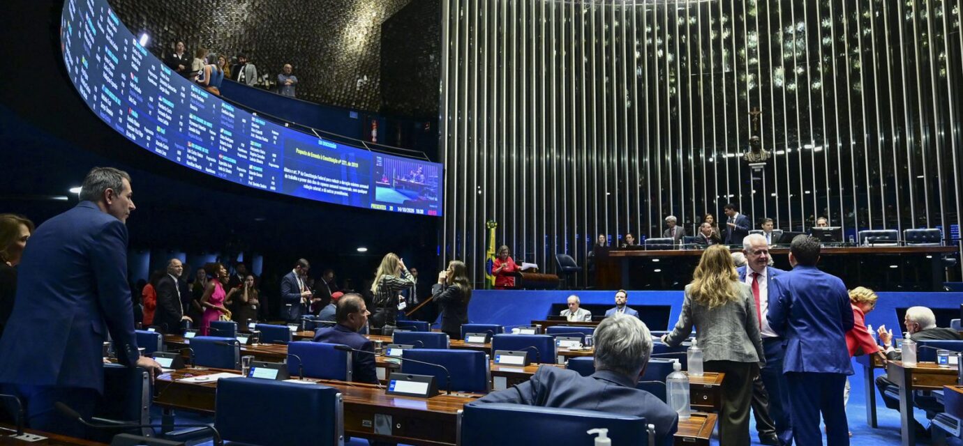 senado-aprova-fim-da-escala-6×1-e-reducao-da-jornada-de-trabalho