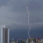 sao-paulo-tera-mais-chuvas-fortes-no-fim-da-tarde-desta-quinta-(15)