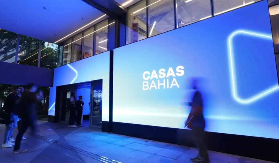 justica-homologa-acordo-para-indenizar-empregados-das-casas-bahia