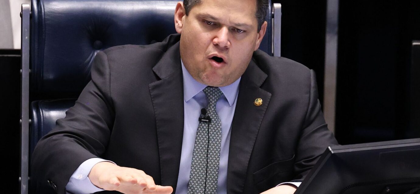 alcolumbre-vai-promulgar-fim-da-escala-6×1-nesta-sexta