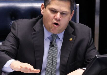 alcolumbre-vai-promulgar-fim-da-escala-6×1-nesta-sexta