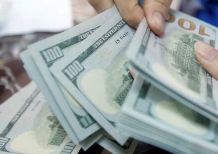 dolar-sobe-1,15%-e-fecha-a-r$-5,09-em-dia-de-cautela
