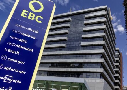 ebc-reafirma-nao-ter-responsabilidade-por-falha-em-programa-do-pl