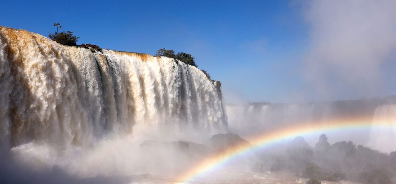 vazao-das-cataratas-do-iguacu-chega-a-13-milhoes-de-litros-por-segundo