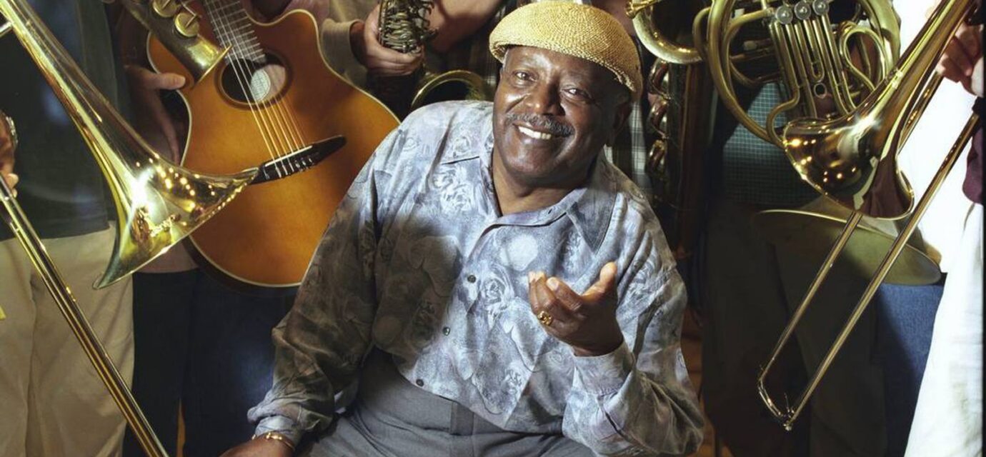 ouro-negro:-espetaculo-em-recife-celebra-os-100-anos-de-moacir-santos